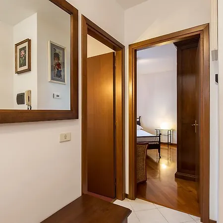Sanzio Apartamento *